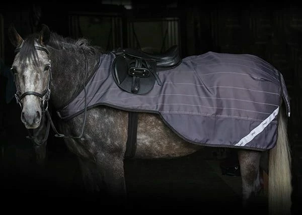 Horseware Ireland Amigo Reflectech Comp Sheet Grey/Black 1 Horseware Ireland Amigo Reflectech Comp Sheet Grey/Black